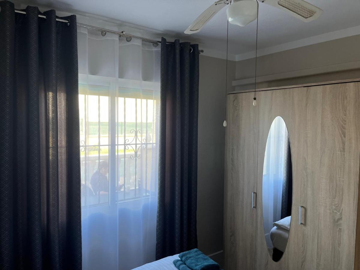Appartement Villa-Celine Torrevieja Eksteriør bilde